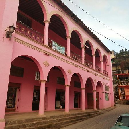 Hotel Jardin Mineral de Angangueo Luaran gambar